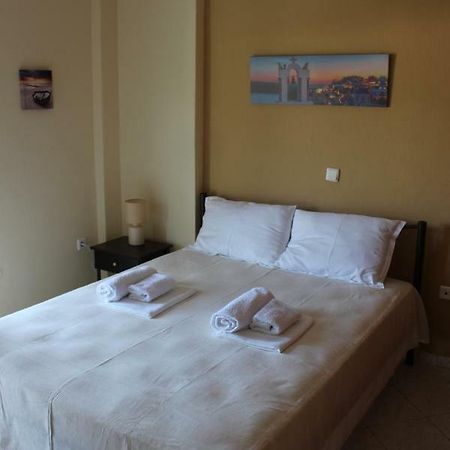 Paralia Ofriniou Gr Sunrise Apartments 3 Buitenkant foto