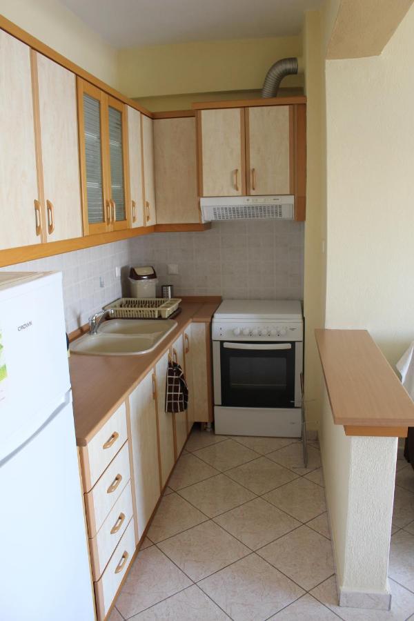 Paralia Ofriniou Gr Sunrise Apartments 3 Buitenkant foto