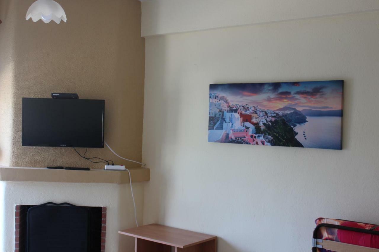 Paralia Ofriniou Gr Sunrise Apartments 3 Buitenkant foto